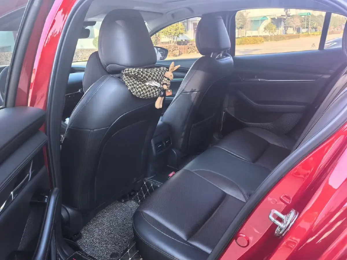 2021 Mazda 3 Axela 2.0L 158HP L4 6AT,autocango,china used car exporter,china ev exporter,chinese used car exporter,chinese used ev exporter