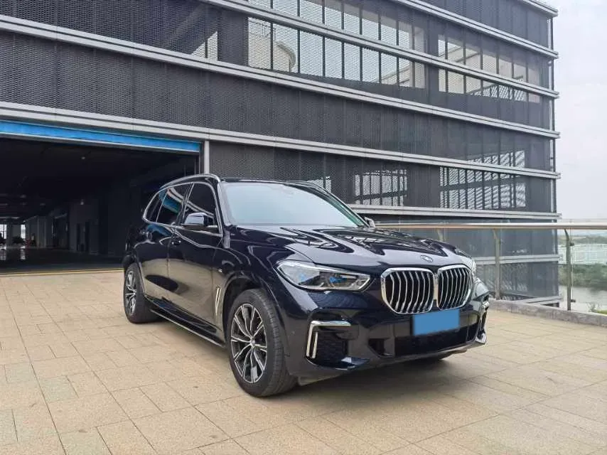 2022 BMW X5 2.0T 245HP L4 8AT,autocango,china used car exporter,china ev exporter,chinese used car exporter,chinese used ev exporter