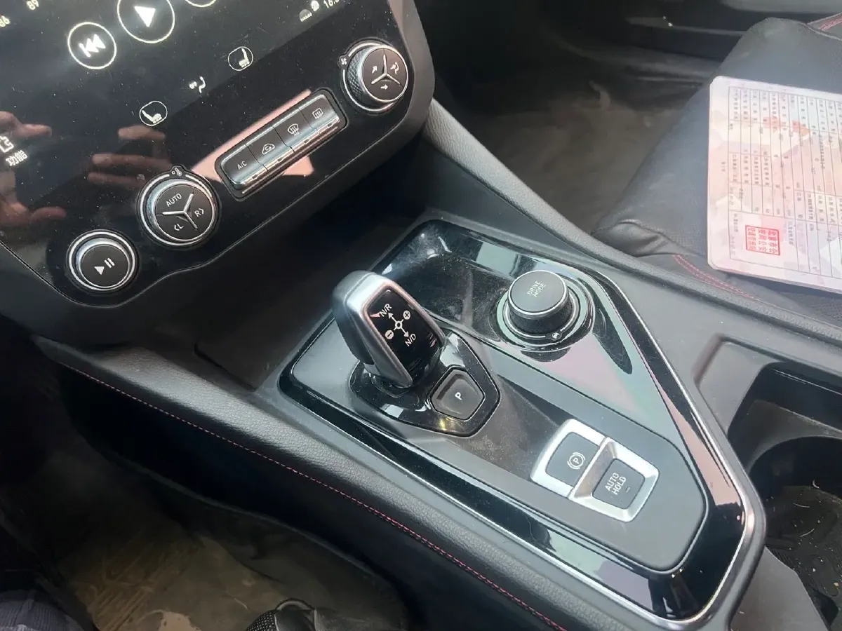 2019 Qoros 5 1.6T 197HP L4 7DCT,autocango,china used car exporter,china ev exporter,chinese used car exporter,chinese used ev exporter