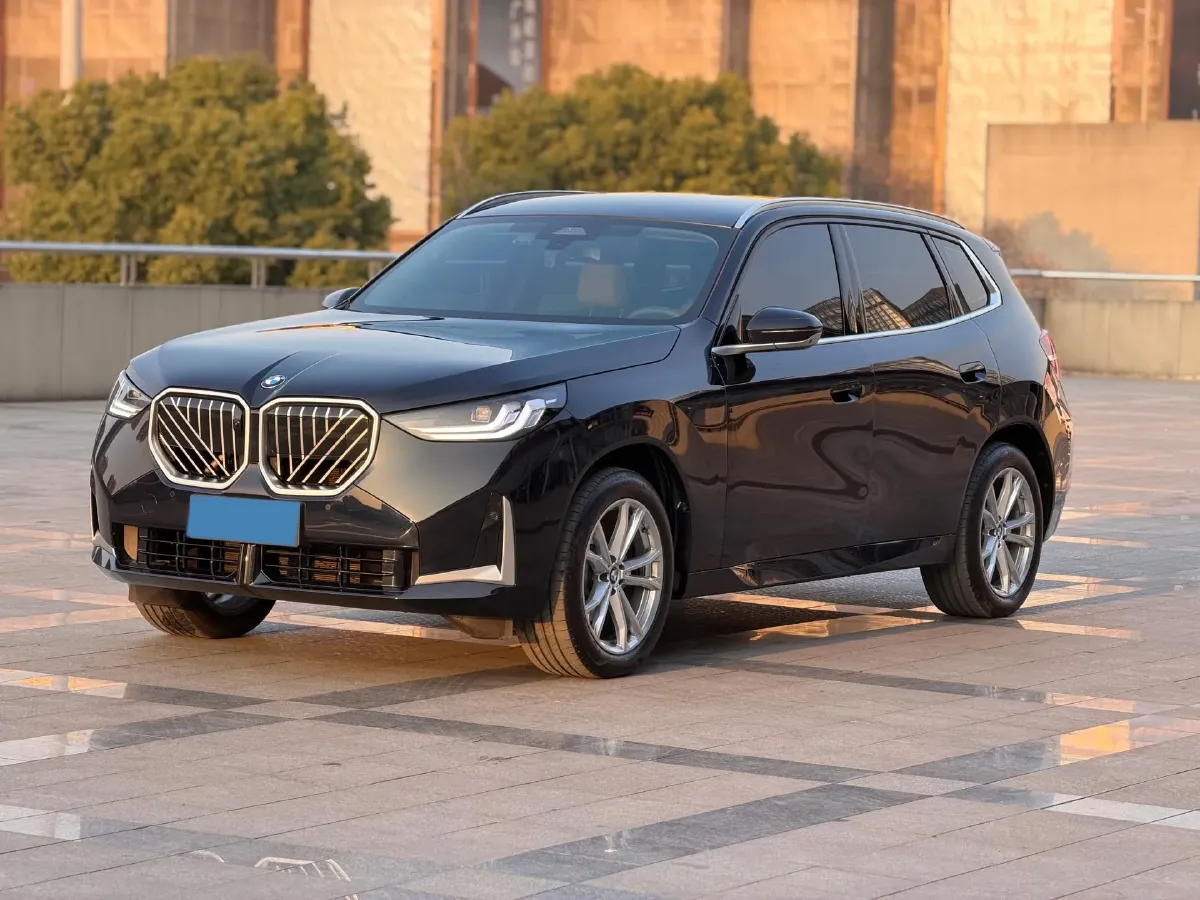 2025 BMW X3 2.0T 190HP L4 8AT,autocango,china used car exporter,china ev exporter,chinese used car exporter,chinese used ev exporter