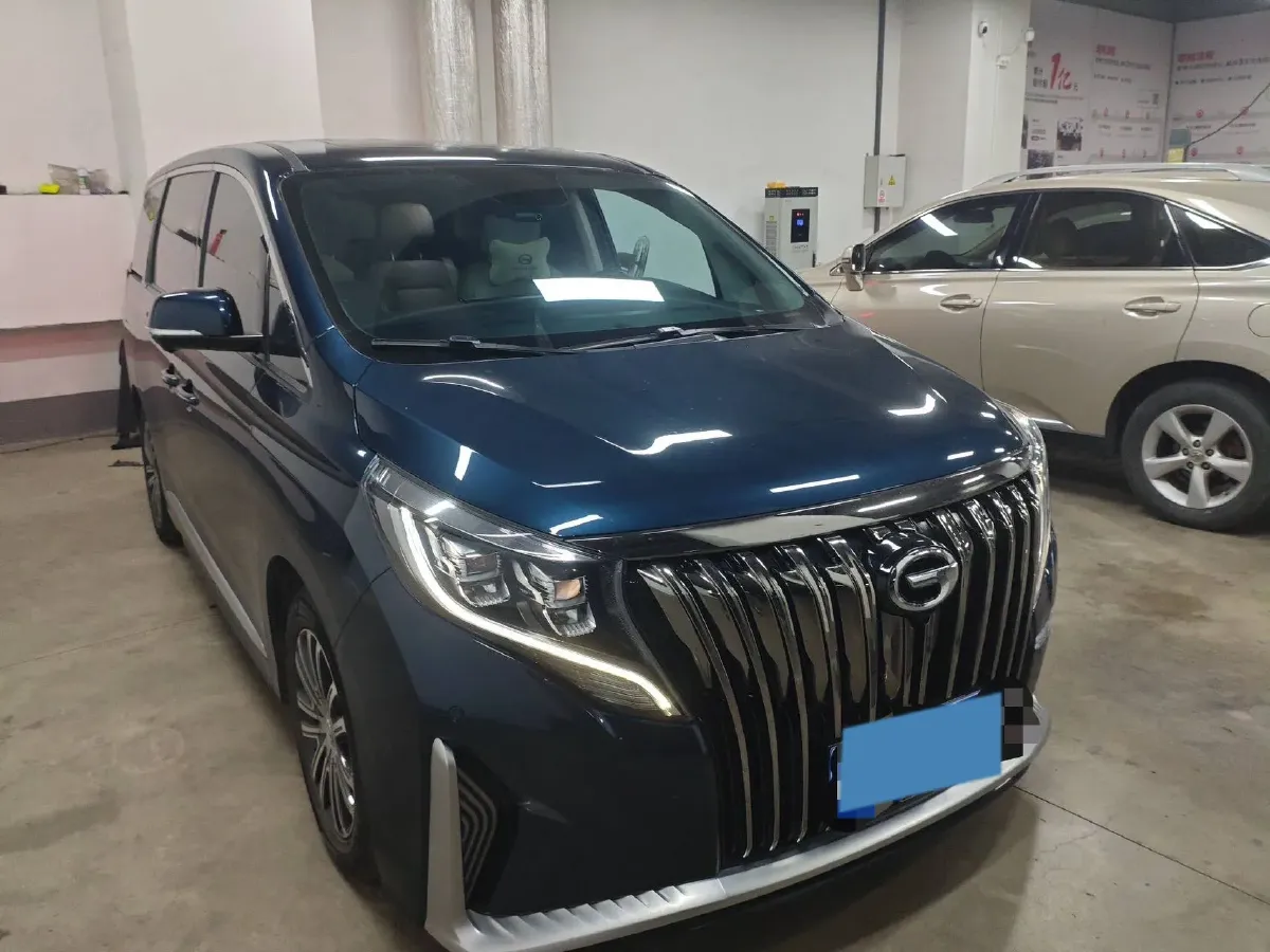 2021 GAC Trumpchi M8 2.0T 252HP L4 8AT,autocango,china used car exporter,china ev exporter,chinese used car exporter,chinese used ev exporter