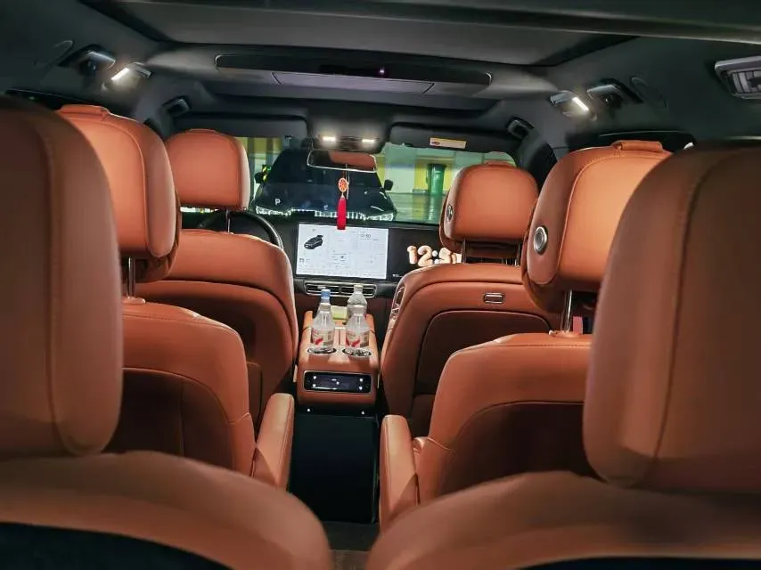 2024 Li L9 Range Extended 154HP REEV 52.3KWH,autocango,china used car exporter,china ev exporter,chinese used car exporter,chinese used ev exporter