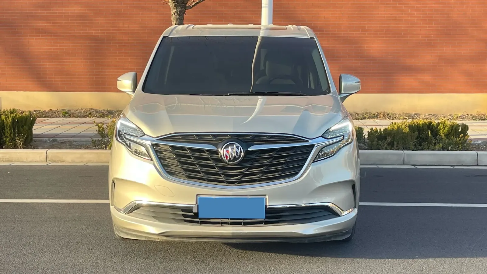 2020 Buick GL8 2.0T 237HP L4 9AT,autocango,china used car exporter,china ev exporter,chinese used car exporter,chinese used ev exporter