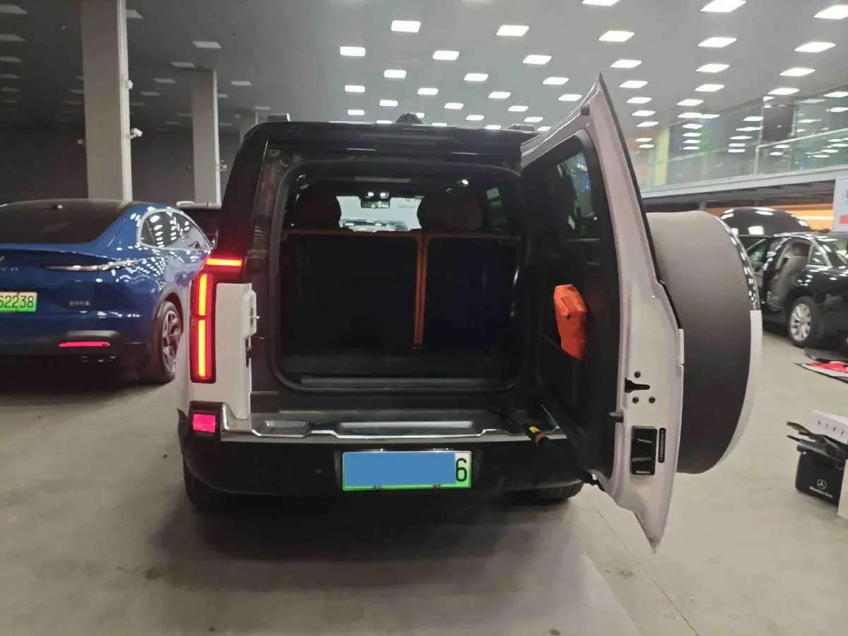 2024 ROXROX 01 1.5T 152HP L4 REEV 44.5KWH,autocango,china used car exporter,china ev exporter,chinese used car exporter,chinese used ev exporter