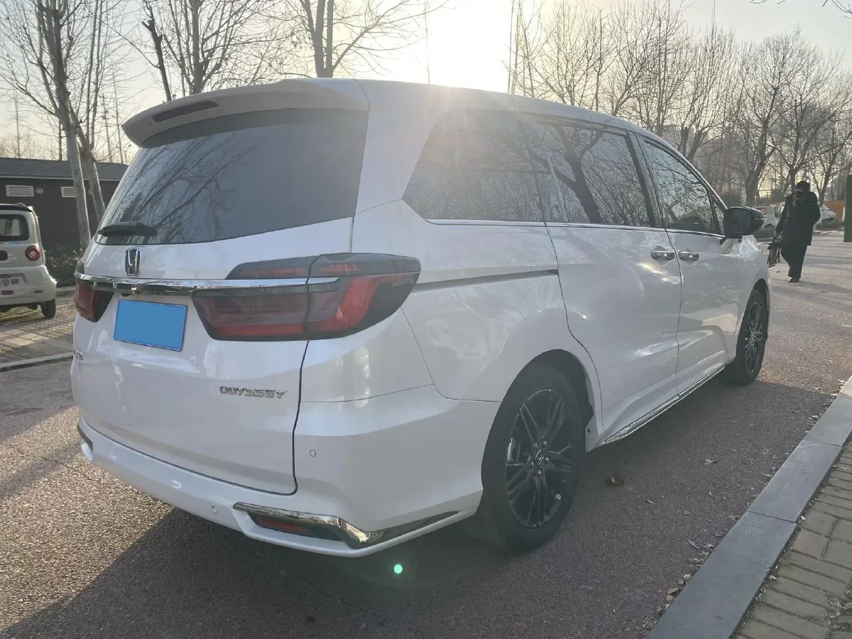 2024 Honda Odyssey 2.0L 146HP L4 E-CVT Hybrid,autocango,china used car exporter,china ev exporter,chinese used car exporter,chinese used ev exporter