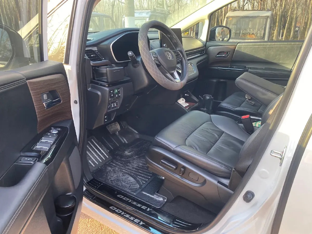2024 Honda Odyssey 2.0L 146HP L4 E-CVT Hybrid,autocango,china used car exporter,china ev exporter,chinese used car exporter,chinese used ev exporter