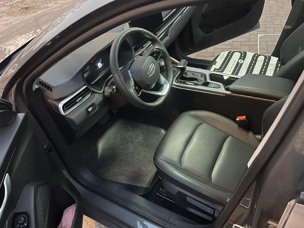 2025 Geely Emgrand 1.5L 127HP L4 CVT,autocango,china used car exporter,china ev exporter,chinese used car exporter,chinese used ev exporter