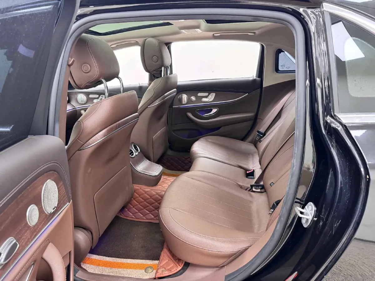 2021 Mercedes-Benz E Class 2.0T 258HP L4 9AT,autocango,china used car exporter,china ev exporter,chinese used car exporter,chinese used ev exporter