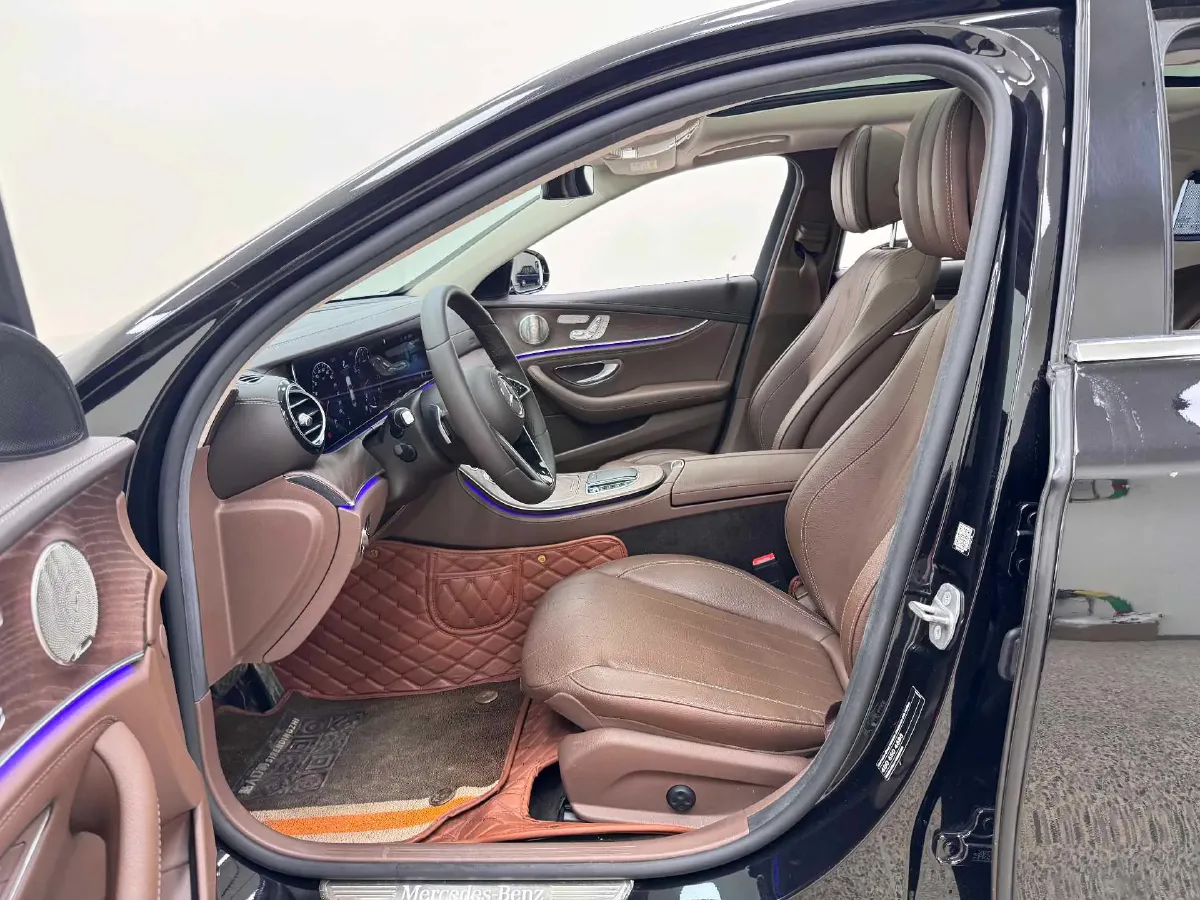 2021 Mercedes-Benz E Class 2.0T 258HP L4 9AT,autocango,china used car exporter,china ev exporter,chinese used car exporter,chinese used ev exporter