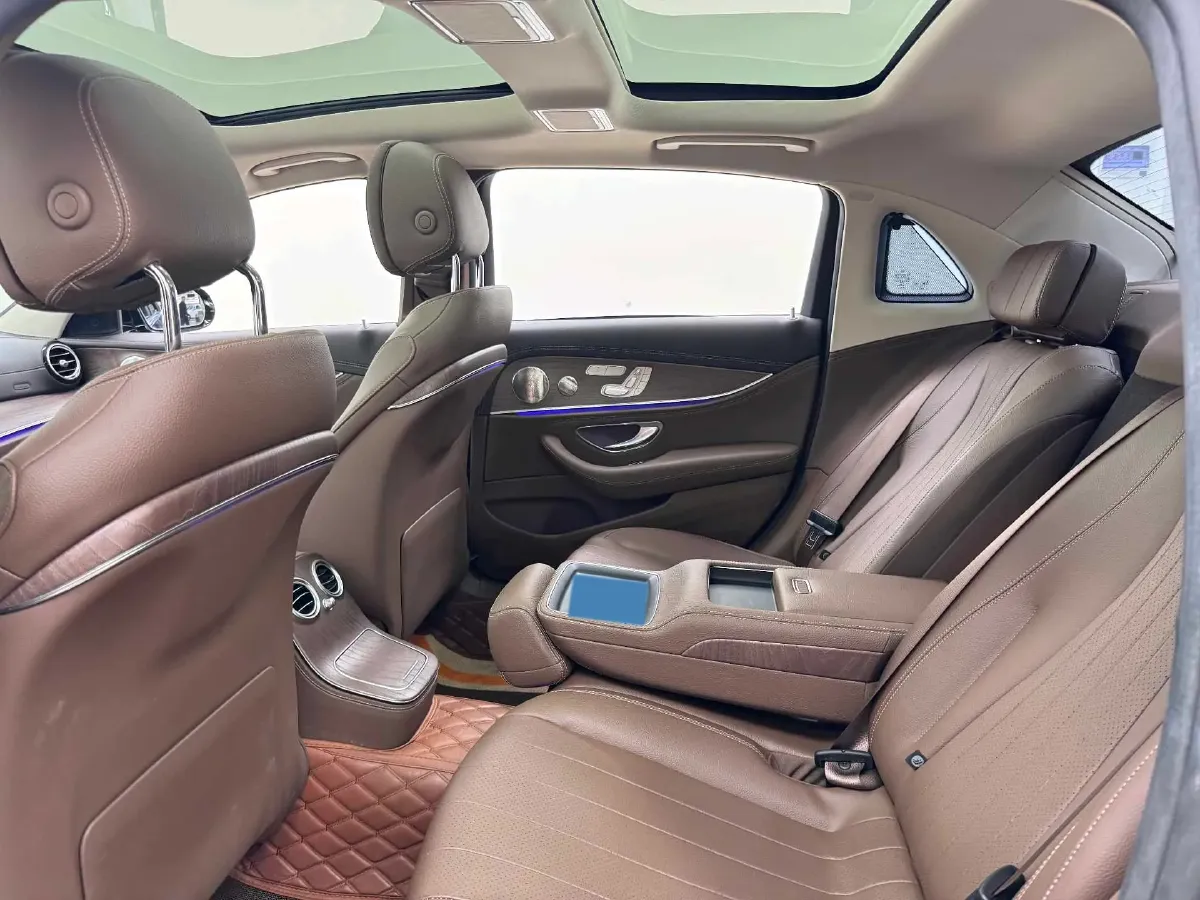 2021 Mercedes-Benz E Class 2.0T 258HP L4 9AT,autocango,china used car exporter,china ev exporter,chinese used car exporter,chinese used ev exporter