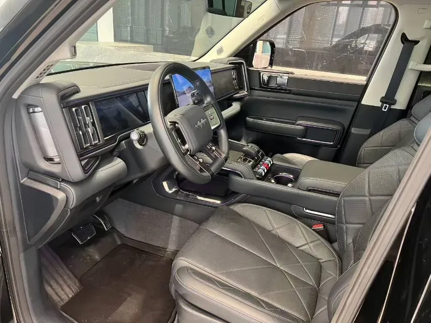 2023 FangChengBao Bao 5 1.5T 194HP L4 E-CVT PHEV 31.8KWH,autocango,china used car exporter,china ev exporter,chinese used car exporter,chinese used ev exporter