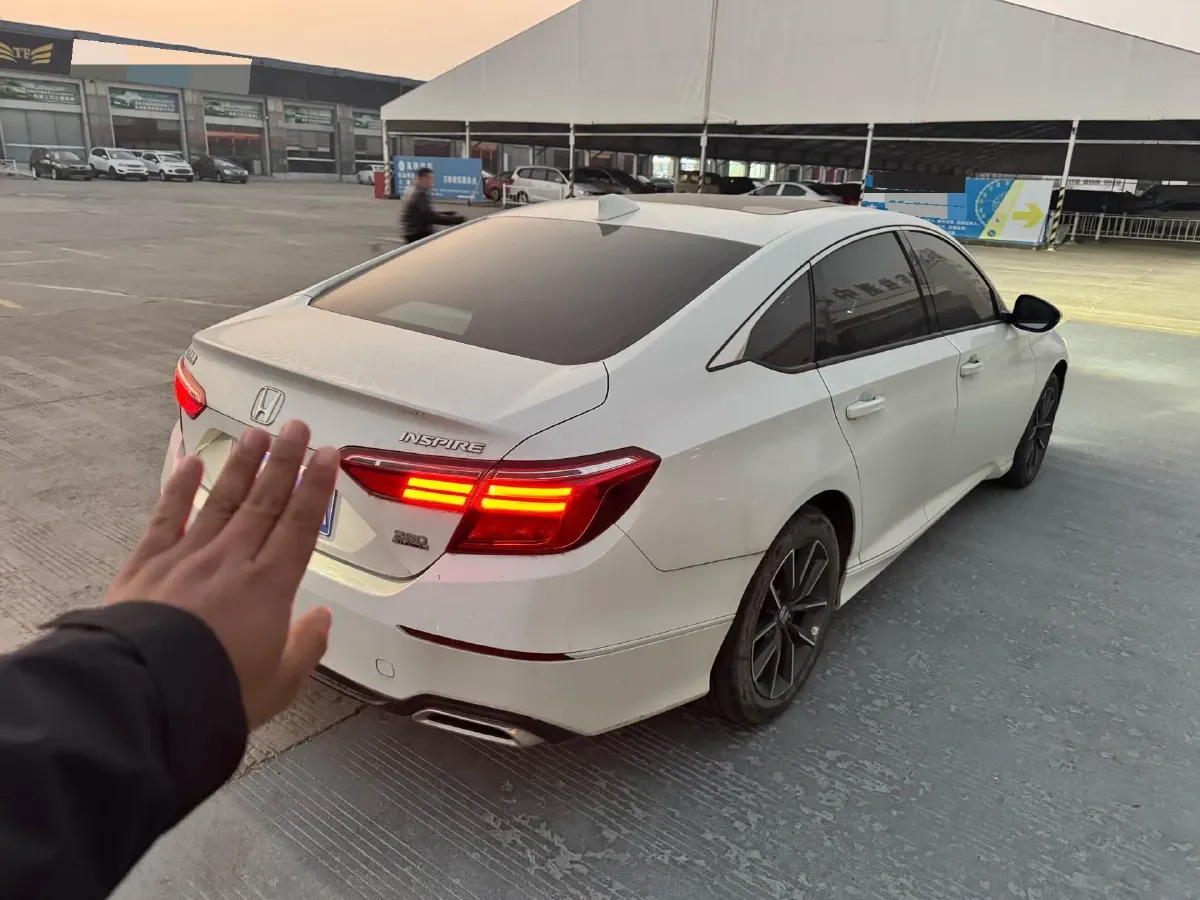 2022 Honda Inspire 1.5T 194HP L4 CVT,autocango,china used car exporter,china ev exporter,chinese used car exporter,chinese used ev exporter
