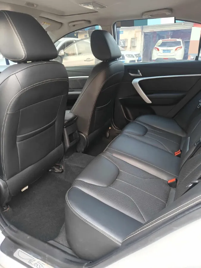 2017 Geely Emgrand 1.5L 109HP L4 5MT,autocango,china used car exporter,china ev exporter,chinese used car exporter,chinese used ev exporter