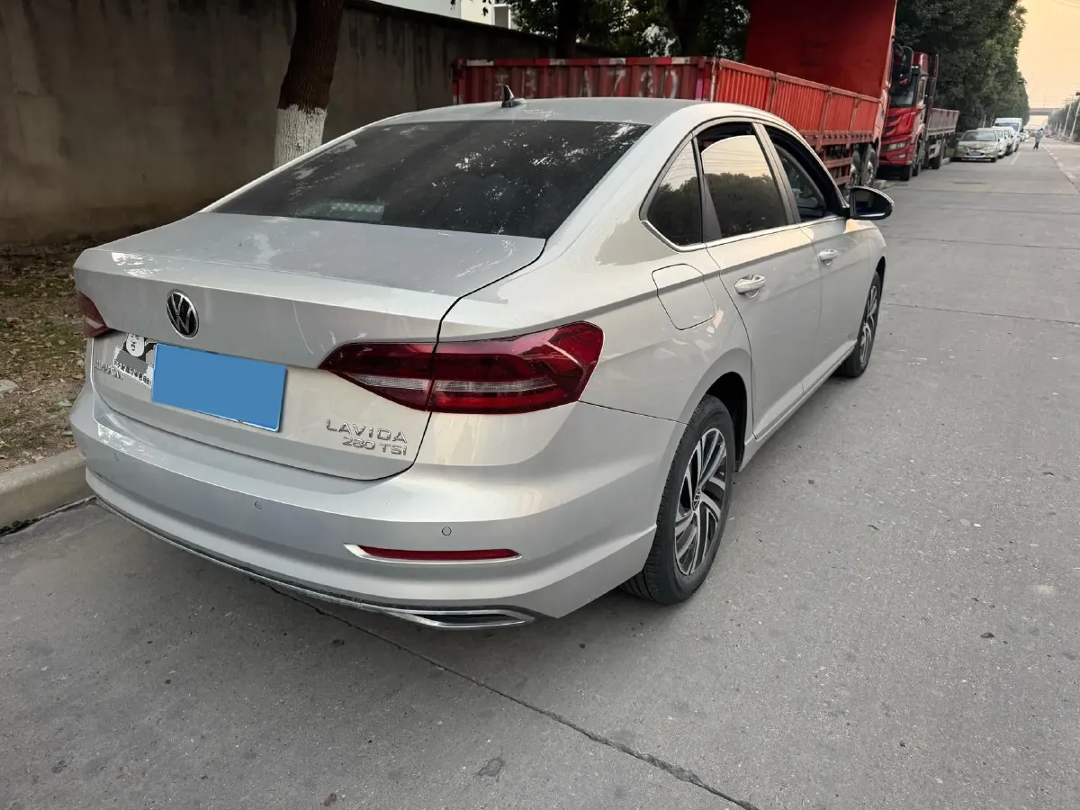 2022 Volkswagen Sagitar 1.2T 116HP L4 7DCT,autocango,china used car exporter,china ev exporter,chinese used car exporter,chinese used ev exporter