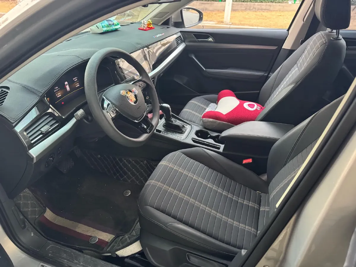 2022 Volkswagen Sagitar 1.2T 116HP L4 7DCT,autocango,china used car exporter,china ev exporter,chinese used car exporter,chinese used ev exporter