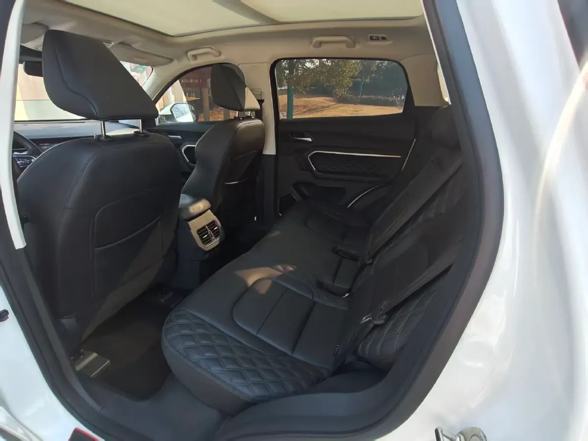 2019 Haval H6 1.5T 169HP L4 7DCT,autocango,china used car exporter,china ev exporter,chinese used car exporter,chinese used ev exporter