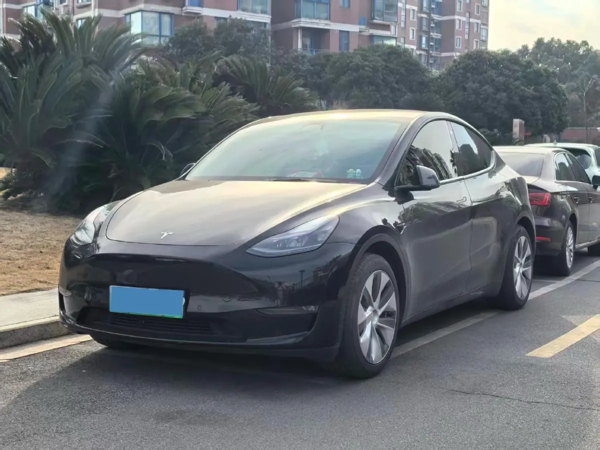 2022 Tesla Model Y BEV 60KWH,autocango,china used car exporter,china ev exporter,chinese used car exporter,chinese used ev exporter