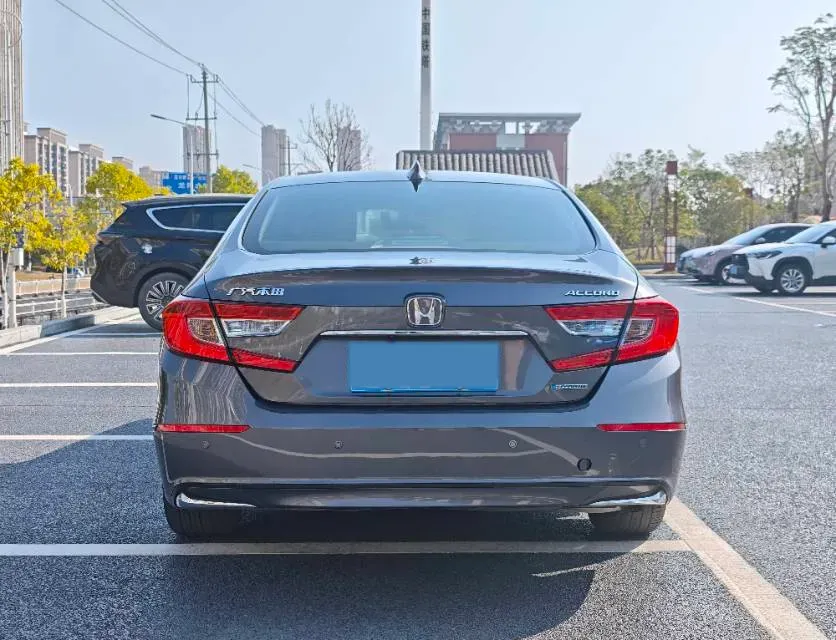2018 Honda Accord 2.0L 146HP L4 E-CVT Hybrid,autocango,china used car exporter,china ev exporter,chinese used car exporter,chinese used ev exporter