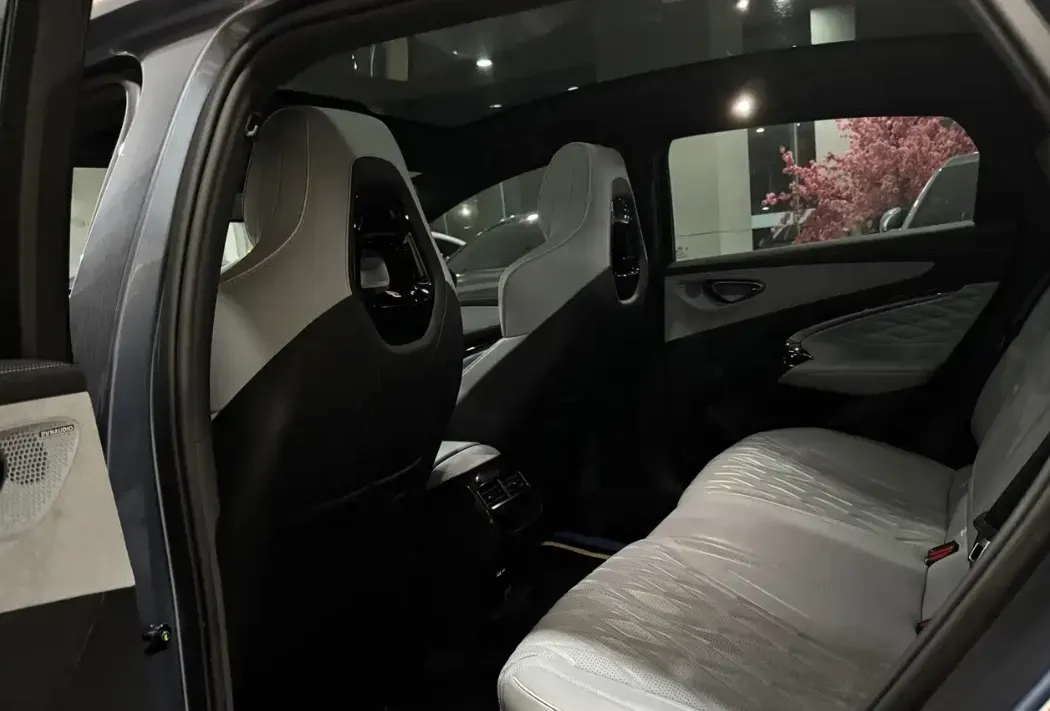 2022 MAXUS DaJia 5 BEV 70KWH,autocango,china used car exporter,china ev exporter,chinese used car exporter,chinese used ev exporter