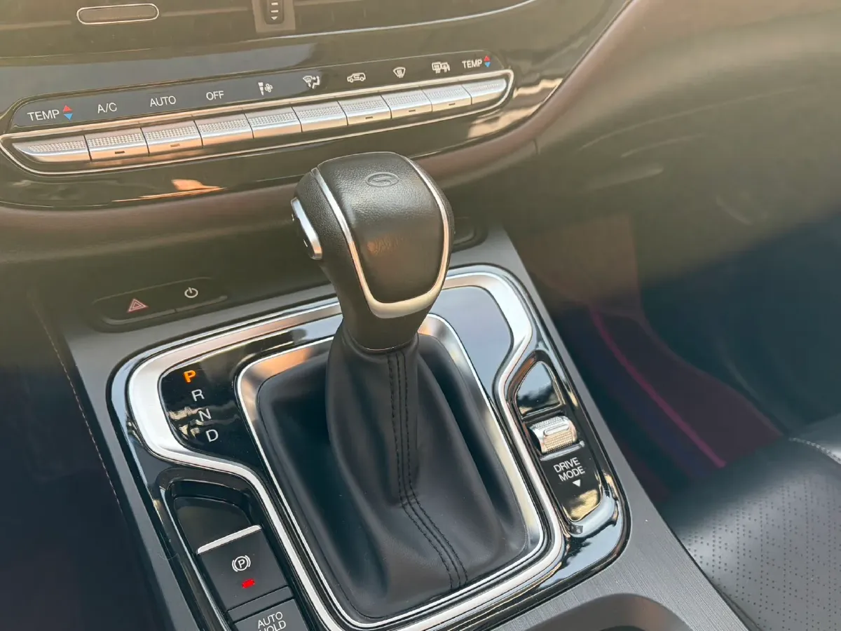 2021 GAC Trumpchi M6 1.5T 169HP L4 7DCT,autocango,china used car exporter,china ev exporter,chinese used car exporter,chinese used ev exporter