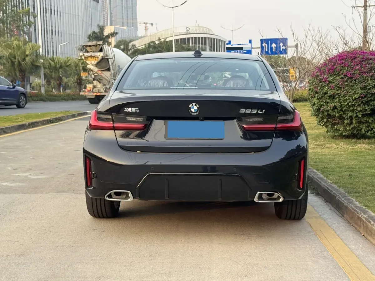 2025 BMW 3 Series 2.0T 184HP L4 8AT,autocango,china used car exporter,china ev exporter,chinese used car exporter,chinese used ev exporter