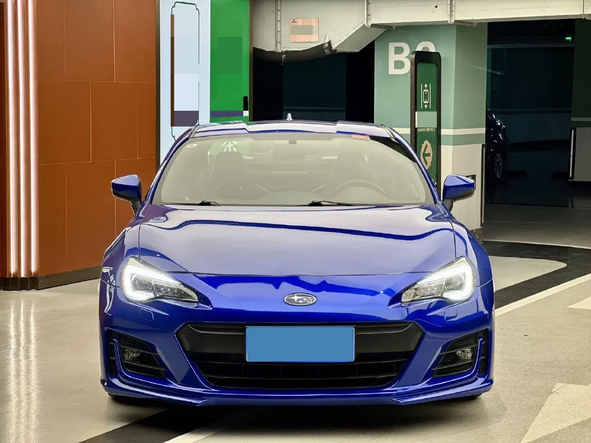 2019 Ford Focus 2.3T 280HP L4 6MT,autocango,china used car exporter,china ev exporter,chinese used car exporter,chinese used ev exporter