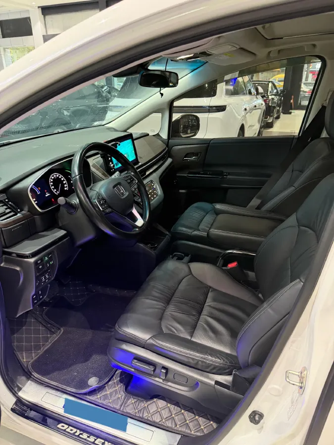 2022 Honda Odyssey 2.0L 146HP L4 E-CVT Hybrid,autocango,china used car exporter,china ev exporter,chinese used car exporter,chinese used ev exporter
