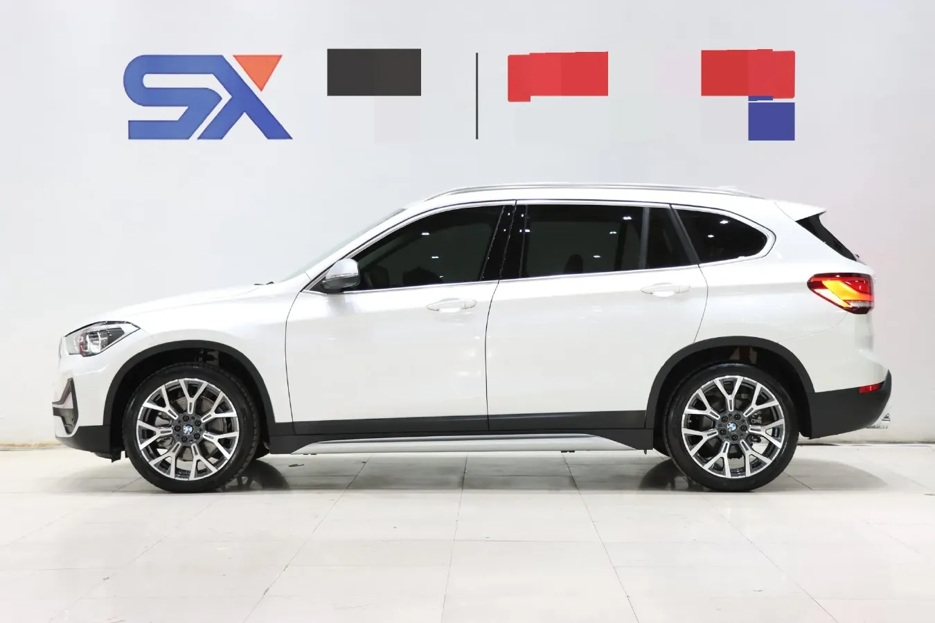 2022 BMW X1 2.0T 192HP L4 8AT,autocango,china used car exporter,china ev exporter,chinese used car exporter,chinese used ev exporter