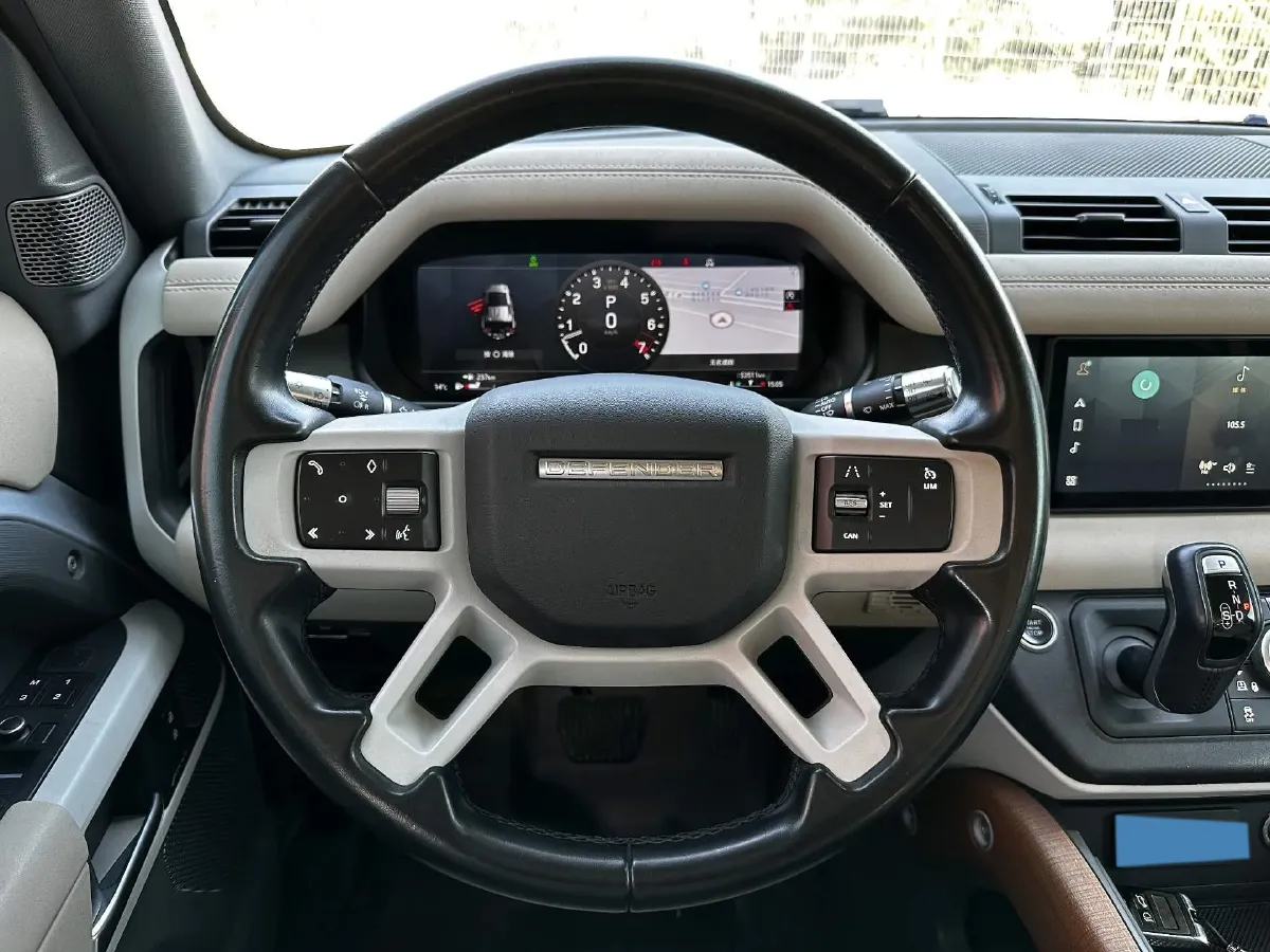 2020 Land Rover Defender 3.0T 400HP L6 8AT,autocango,china used car exporter,china ev exporter,chinese used car exporter,chinese used ev exporter