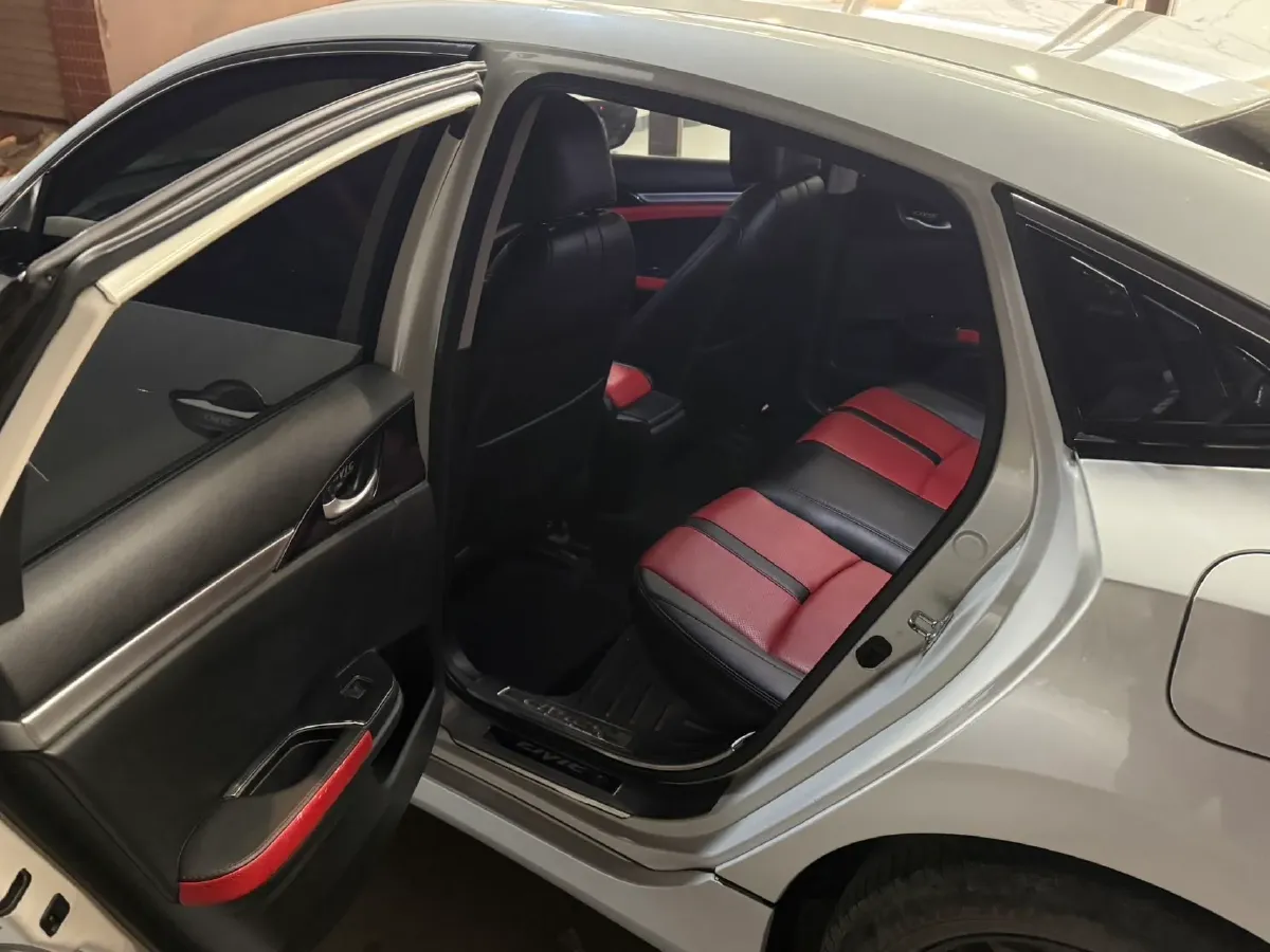 2019 Honda Civic 1.5T 177HP L4 CVT,autocango,china used car exporter,china ev exporter,chinese used car exporter,chinese used ev exporter