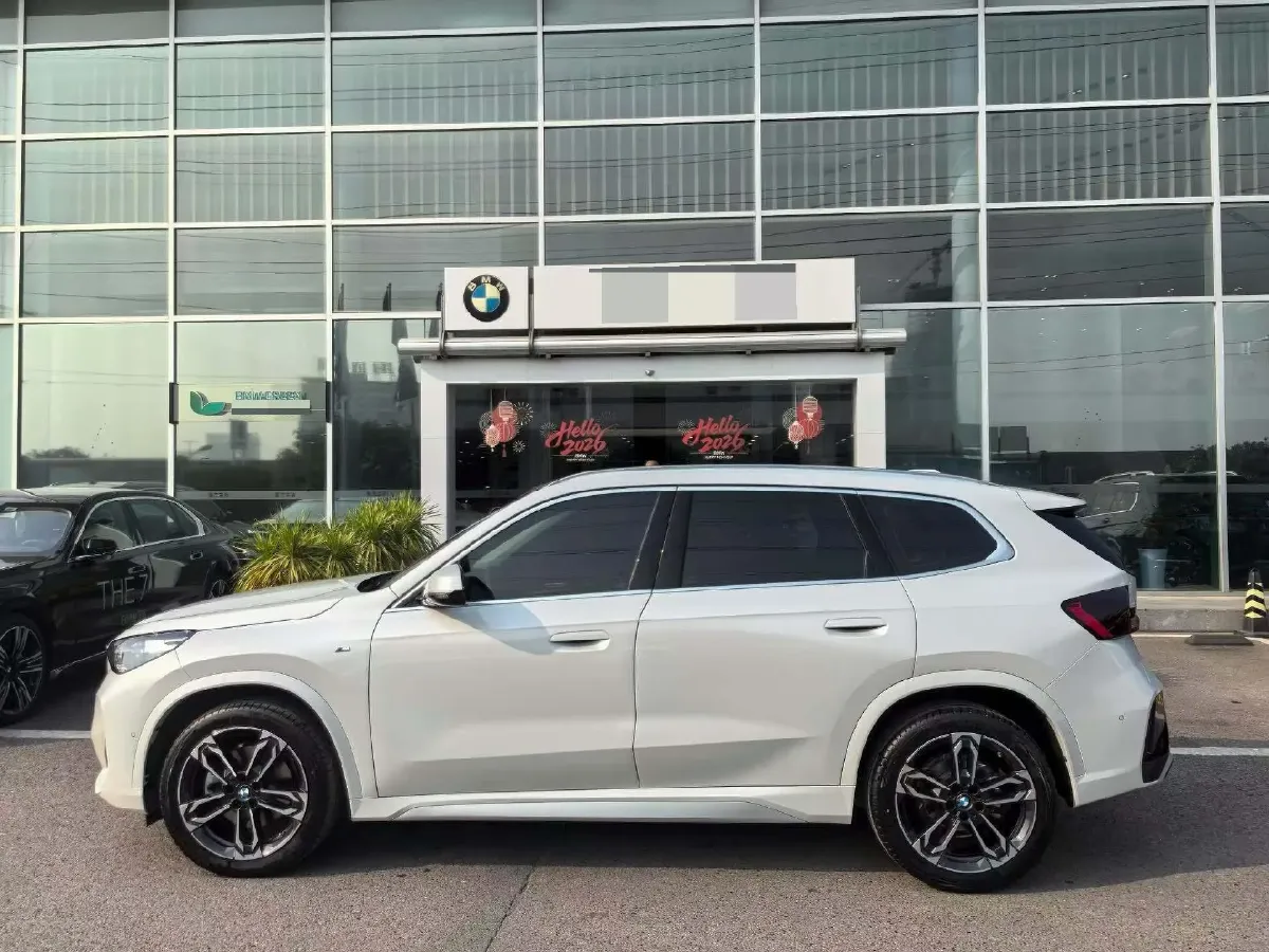 2024 BMW X1 2.0T 204HP L4 7DCT,autocango,china used car exporter,china ev exporter,chinese used car exporter,chinese used ev exporter