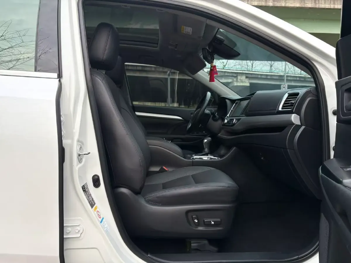 2019 Mazda CX-8 2.5L 192HP L4 6AT,autocango,china used car exporter,china ev exporter,chinese used car exporter,chinese used ev exporter