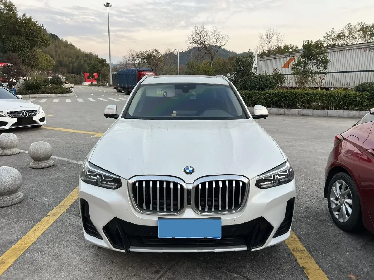 2022 BMW X3 2.0T 184HP L4 8AT,autocango,china used car exporter,china ev exporter,chinese used car exporter,chinese used ev exporter