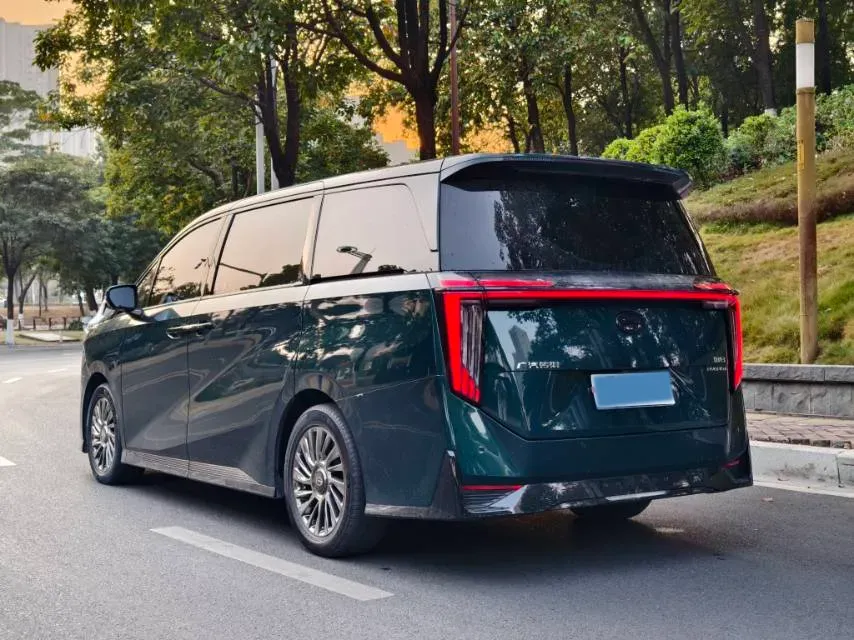 2023 GAC Trumpchi M8 2.0T 190HP L4 E-CVT Hybrid,autocango,china used car exporter,china ev exporter,chinese used car exporter,chinese used ev exporter