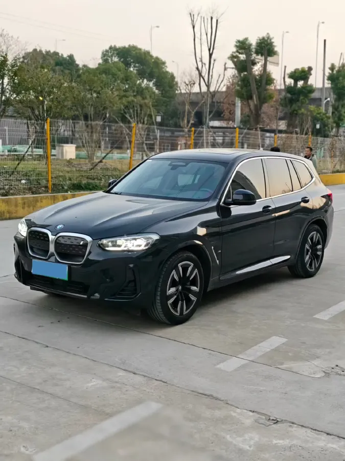 2023 BMW iX3 BEV 80KWH,autocango,china used car exporter,china ev exporter,chinese used car exporter,chinese used ev exporter