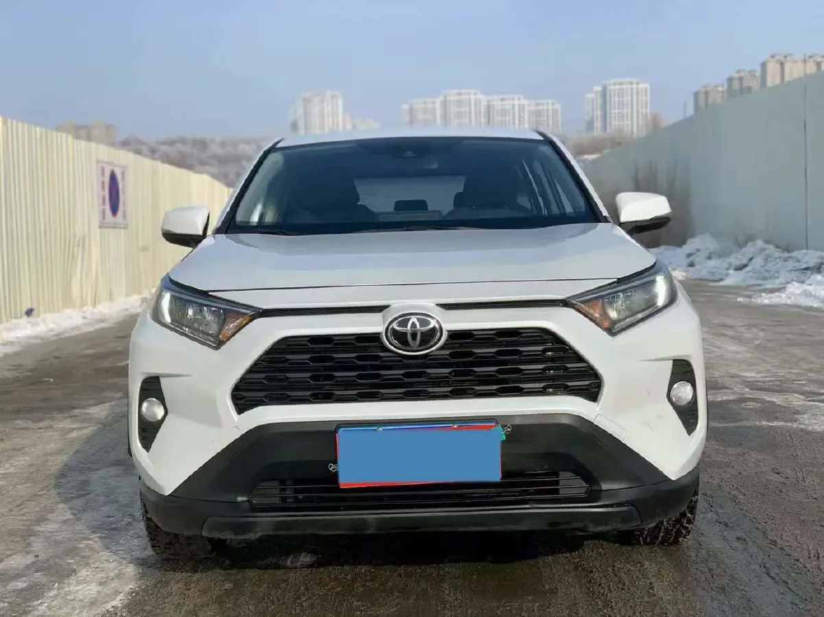 2022 Toyota RAV4 2.0L 171HP L4 CVT,autocango,china used car exporter,china ev exporter,chinese used car exporter,chinese used ev exporter