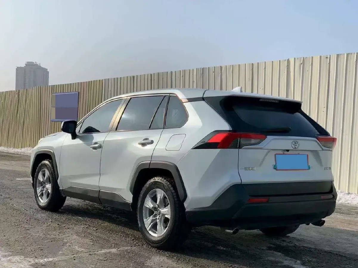 2022 Toyota RAV4 2.0L 171HP L4 CVT,autocango,china used car exporter,china ev exporter,chinese used car exporter,chinese used ev exporter