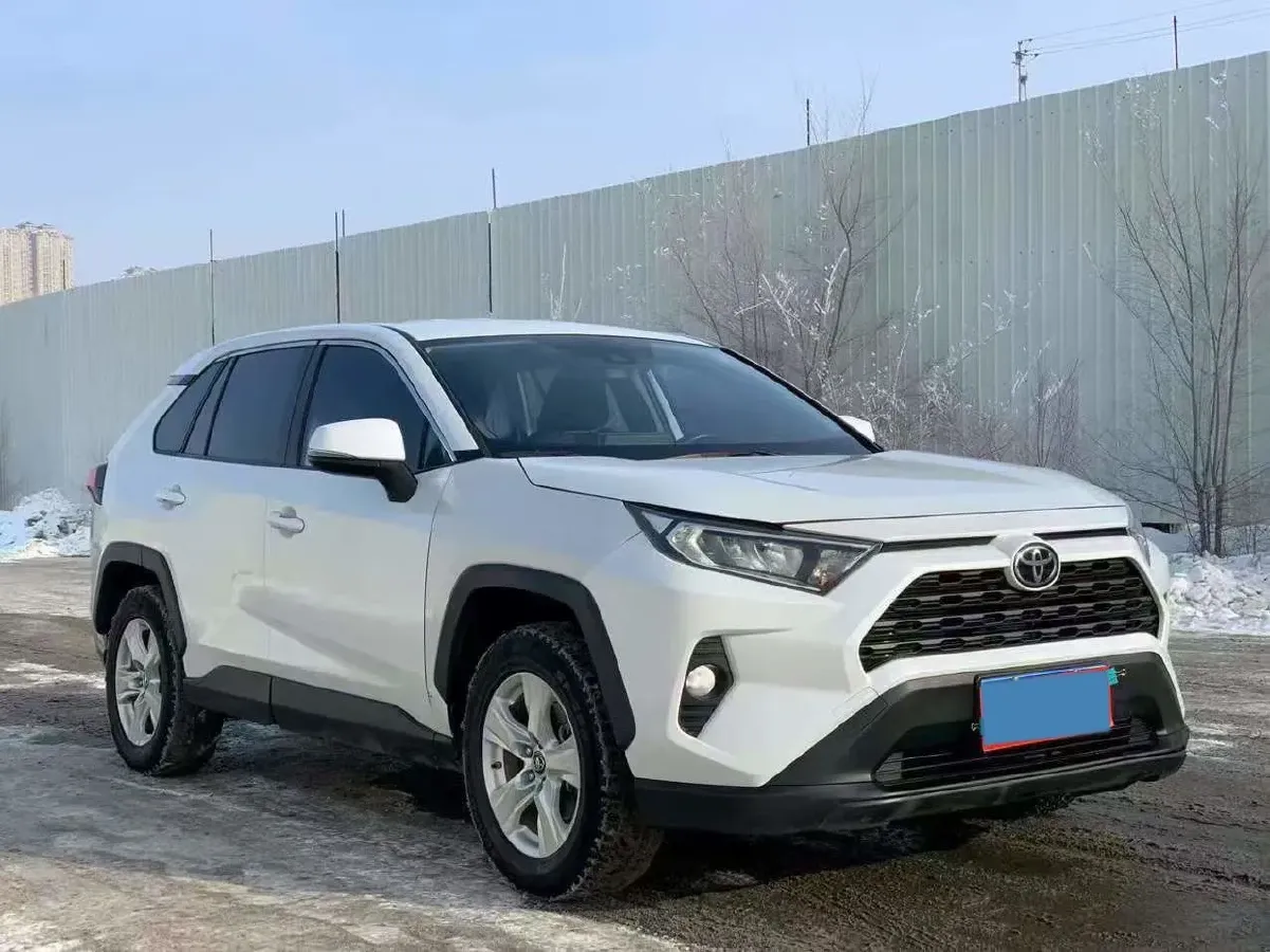 2022 Toyota RAV4 2.0L 171HP L4 CVT,autocango,china used car exporter,china ev exporter,chinese used car exporter,chinese used ev exporter