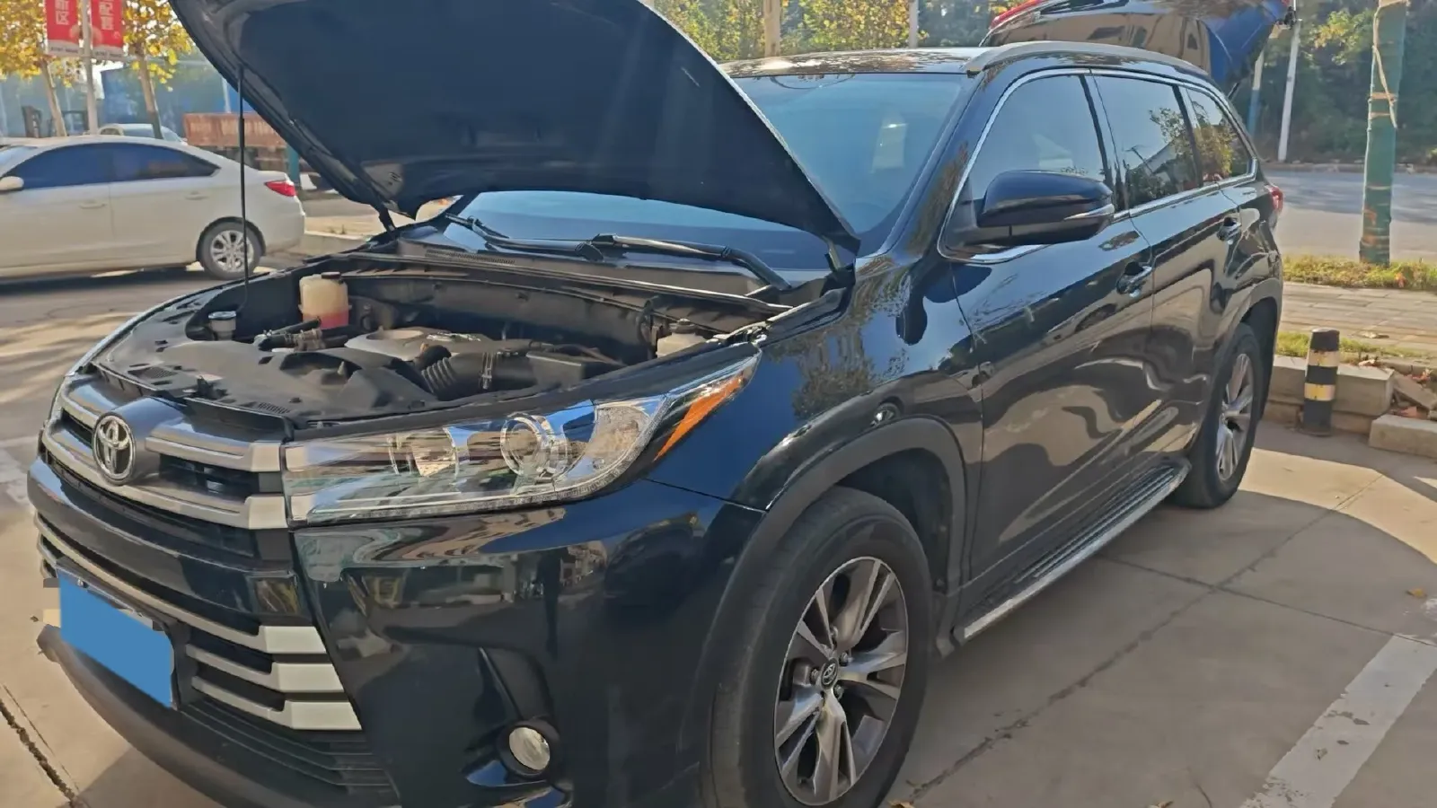 2021 Toyota Highlander 2.0T 220HP L4 6AT,autocango,china used car exporter,china ev exporter,chinese used car exporter,chinese used ev exporter