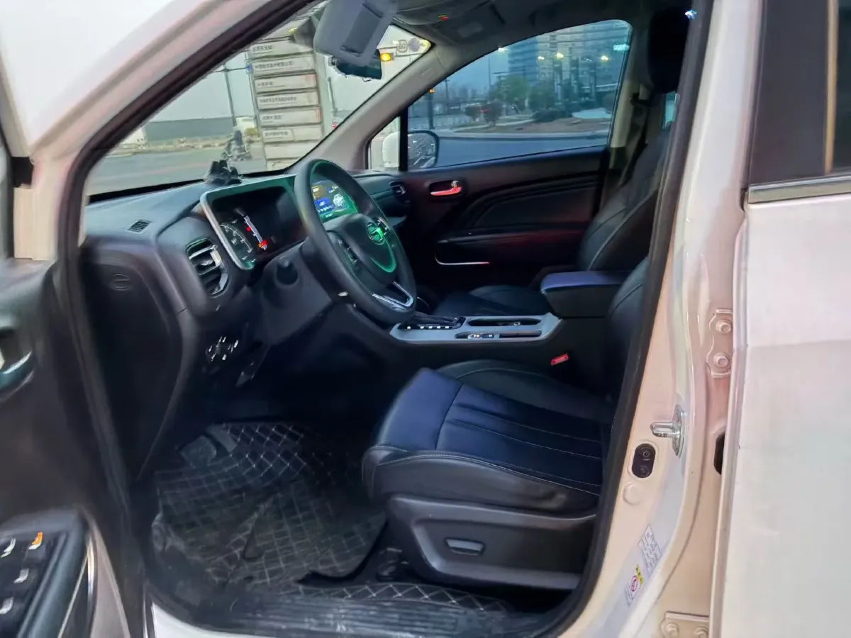 2022 GAC Trumpchi GS3 1.5T 169HP L4 6AT,autocango,china used car exporter,china ev exporter,chinese used car exporter,chinese used ev exporter