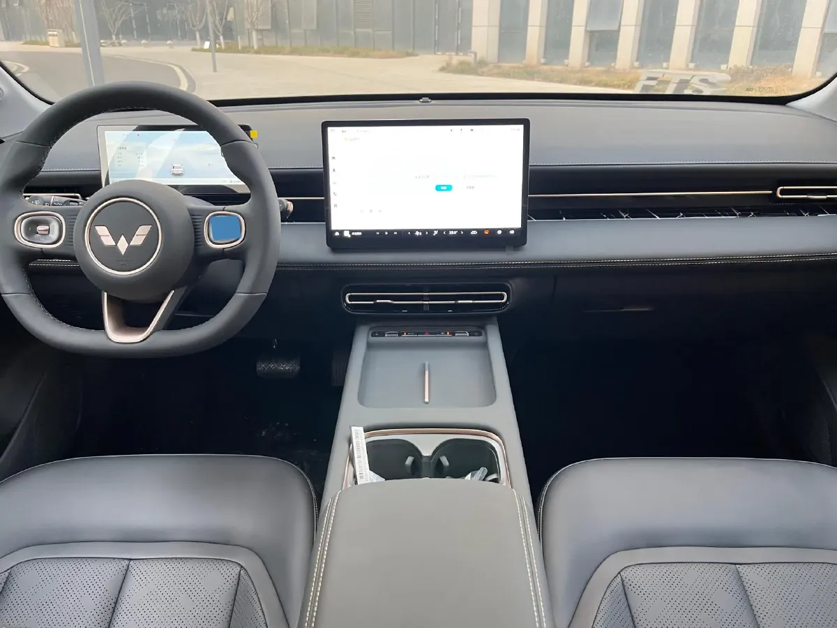 2025 WuLing XingGuang 1.5L 106HP L4 E-CVT PHEV,autocango,china used car exporter,china ev exporter,chinese used car exporter,chinese used ev exporter