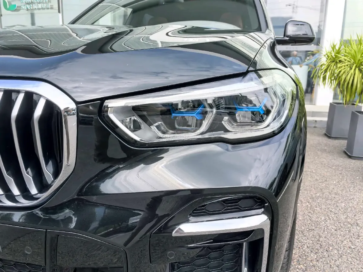 2022 BMW X5 3.0T 333HP L6 8AT,autocango,china used car exporter,china ev exporter,chinese used car exporter,chinese used ev exporter