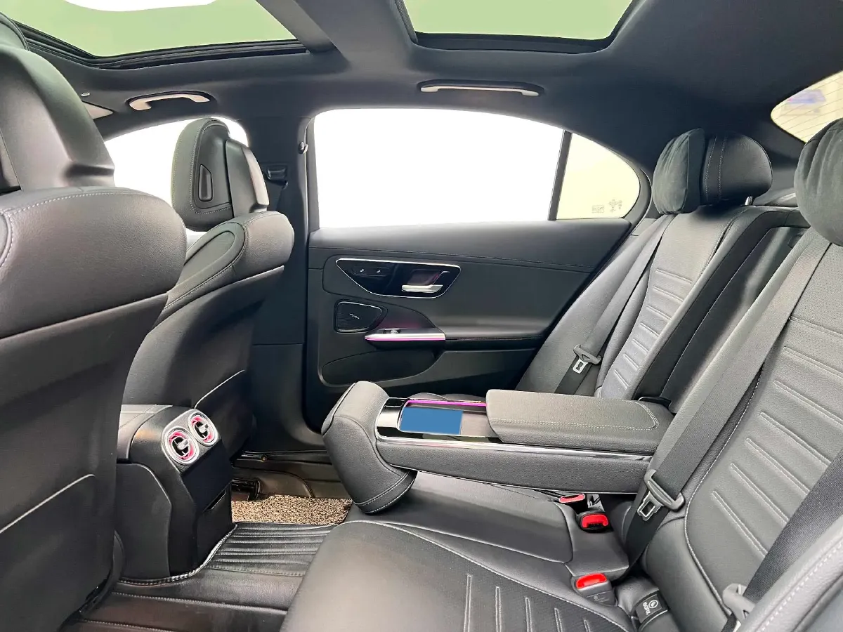 2022 Mercedes-Benz C Class 1.5T 204HP L4 9AT,autocango,china used car exporter,china ev exporter,chinese used car exporter,chinese used ev exporter