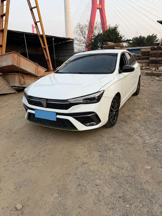 2021 Roewe i5 1.5L 120HP L4 5MT