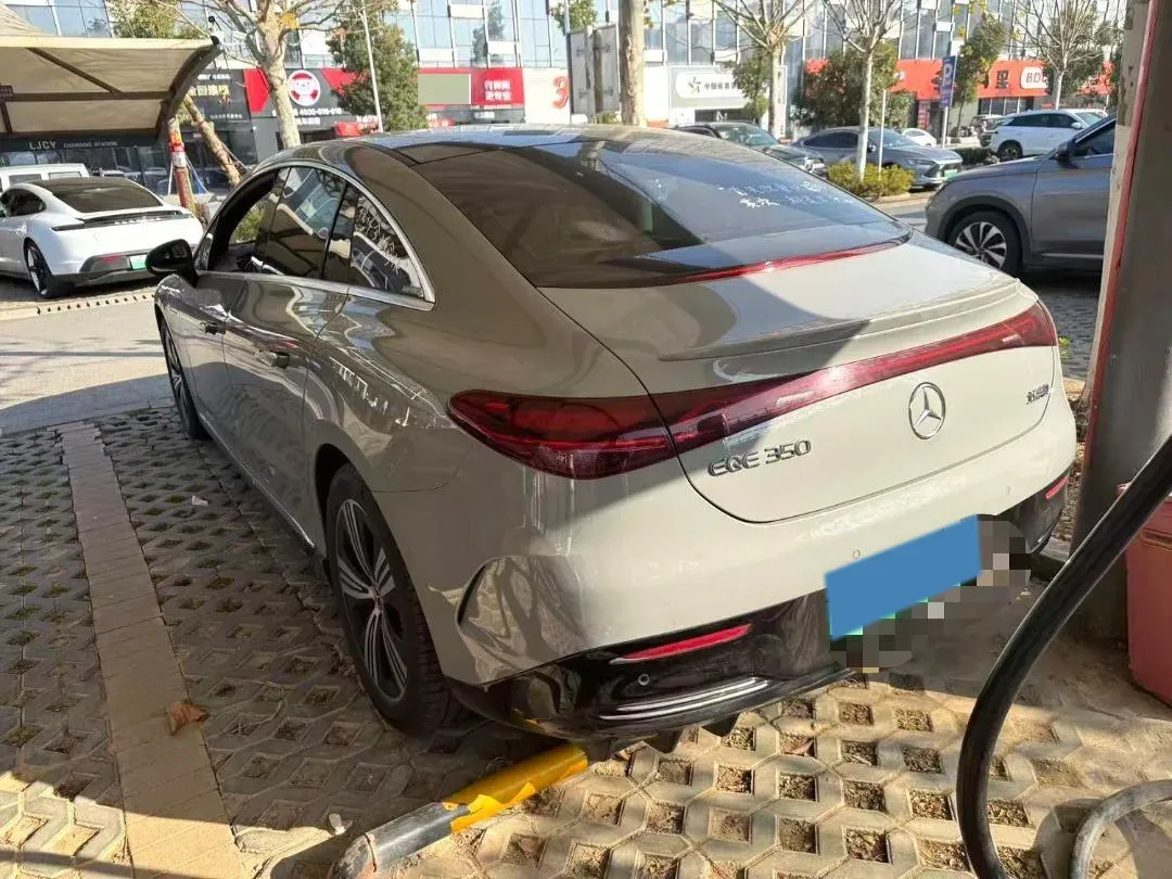 2022 Mercedes-Benz EQE Class BEV 96.1KWH,autocango,china used car exporter,china ev exporter,chinese used car exporter,chinese used ev exporter