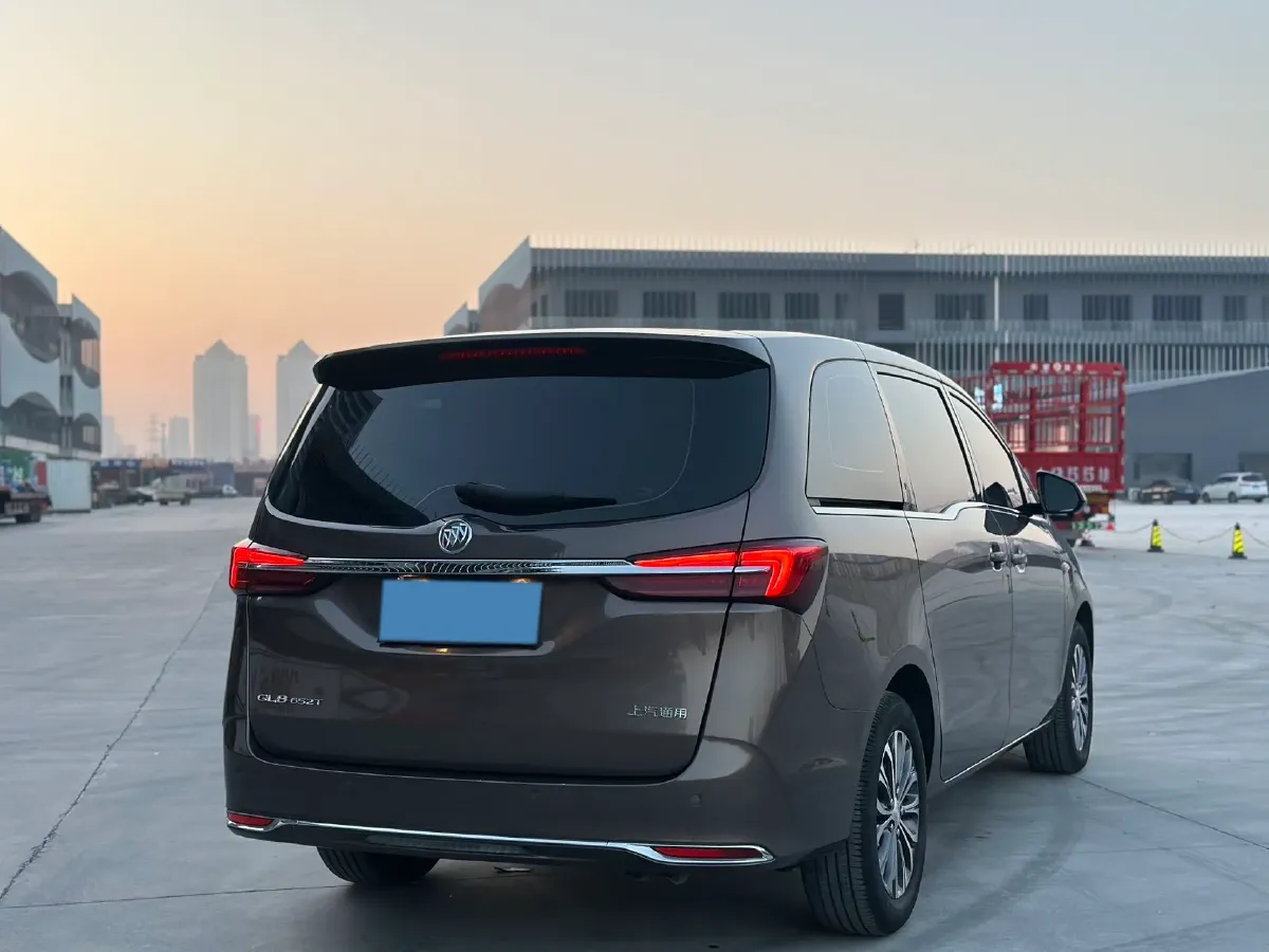 2021 Buick GL8 2.0T 237HP L4 9AT,autocango,china used car exporter,china ev exporter,chinese used car exporter,chinese used ev exporter