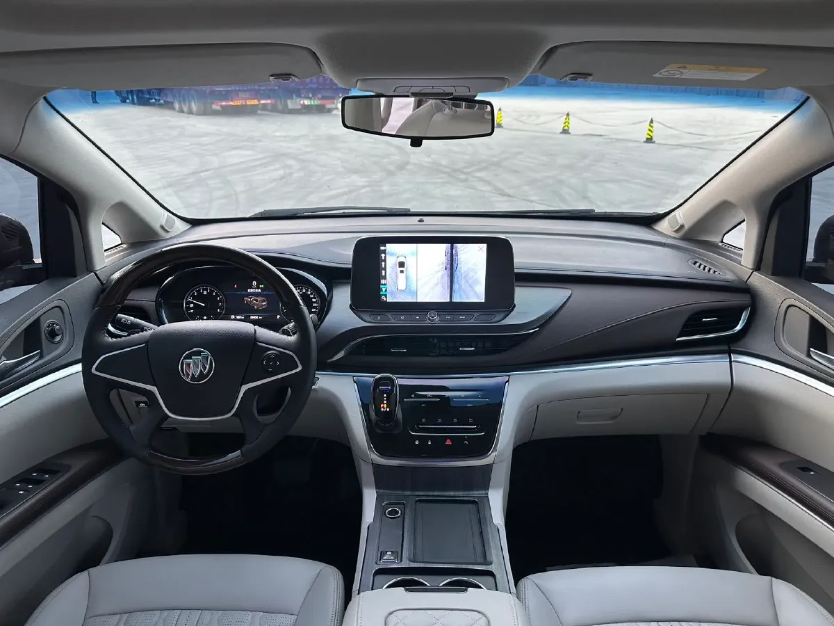 2021 Buick GL8 2.0T 237HP L4 9AT,autocango,china used car exporter,china ev exporter,chinese used car exporter,chinese used ev exporter