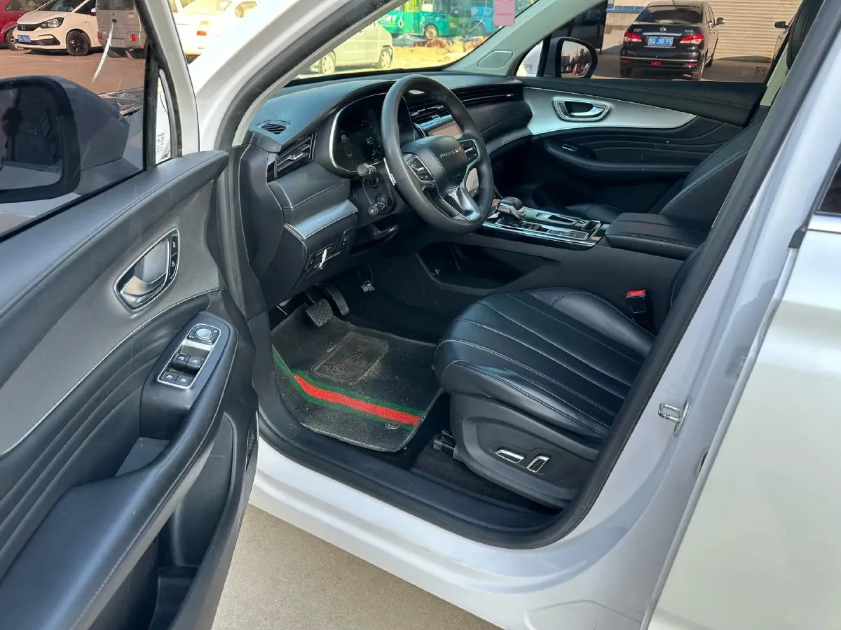 2019 Roewe RX5 MAX 1.5T 173HP L4 6AT,autocango,china used car exporter,china ev exporter,chinese used car exporter,chinese used ev exporter