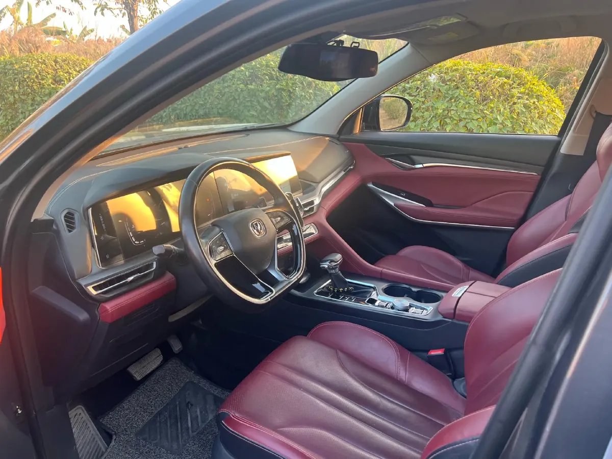 2020 ChangAn CS75 Plus 1.5T 178HP L4 6AT,autocango,china used car exporter,china ev exporter,chinese used car exporter,chinese used ev exporter