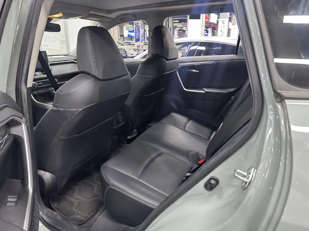 2022 Toyota RAV4 2.0L 171HP L4 CVT,autocango,china used car exporter,china ev exporter,chinese used car exporter,chinese used ev exporter